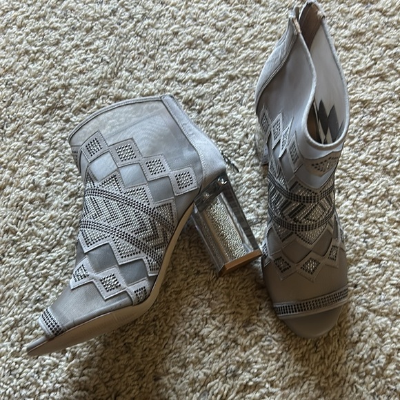 Katy Perry size 11 booties - Picture 2 of 3